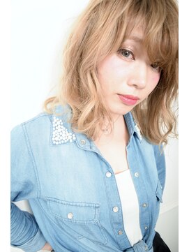 コード(Chord) 外国人風セミディベージュ