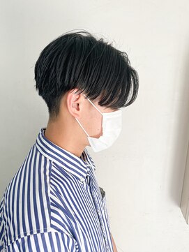 キャンバス バイ ネオリーブ 横浜西口(Canvas by neo.) 耳まわりスッキリ刈り上げセンターパート【横浜】