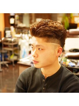 ヘアーサロン クロダ スパイキーパーマ