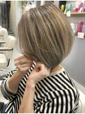 白髪生かしハイライト★ショートボブ★柔らベージュ【田中彩】