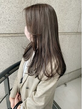 ミラレスカ 栄(MIRA RESCA) 透明感アッシュベージュ