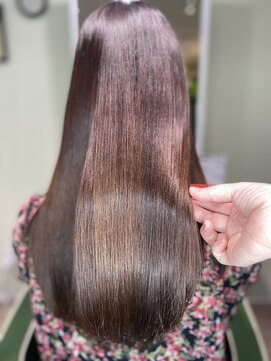 エムスリーディー アルル 赤坂店(M3D alulu) 銀座トリートメント/ロング艶髪/ナチュラルブラウン