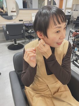 ユーリ(juli) ベリーショート