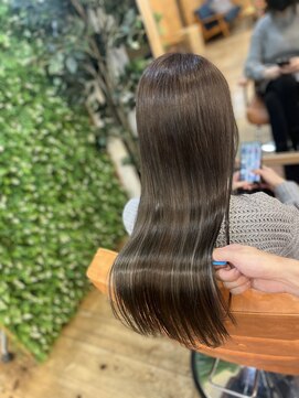 エルムトウキョウ(ELM Tokyo) 【髪質改善カラーで作る艶グレージュ】