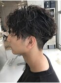 センターパートツイストスパイラルパーマメンズマッシュパーマ