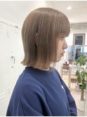 透明感顔周りレイヤーミルクティーベージュグレージュ暗めカラー