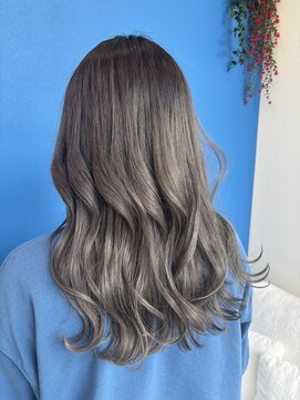 フィリア 稲毛(Philia) グラデーションカラー×グレージュ♪