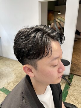 ザデイ カットアンドカルチャーショップ(THE DAY CUT&CULTURE SHOP) フェザーパーマ