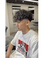 ステラ(STELLA)&nbsp;スペインカール/メンズ/メンズサロン/眉毛カット/メンズパーマ