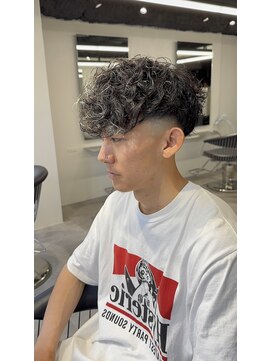 ステラ(STELLA) スペインカール/メンズ/メンズサロン/眉毛カット/メンズパーマ