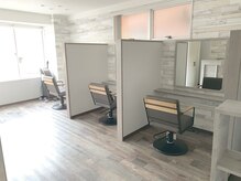 半個室の様な空間でゆっくりと上質な美容時間をお過ごしください