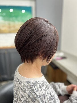 冬にオススメ♪ウォームブラウン×ショートボブ