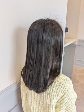 ムーンロータス(Moon Lotus) セミロングへばっさりカット