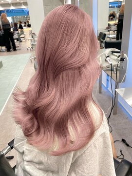 サンク 原宿 表参道(cinq) 原宿ピンクカラーハイトーンケアブリーチミディアムレイヤー前髪