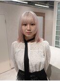 ミルクティーブロンドダークブルーワンホンレイヤーワンレンボブ