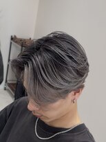 コスモス 町田(COSMOS)&nbsp;大人のシルバーグレージュ×センターパート町田美容室