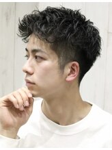 【メンズも大歓迎】初めてのパーマも安心！丁寧なカウンセリングで理想のスタイルへ