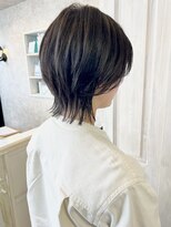 キャアリー(Caary) 福山市Caaryおすすめ夏ヘアウルフカットくびれレイヤースタイル
