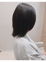 コーエン(cowen)&nbsp;ボブルフこなれミディ黒髪ウルフ段カット似合わせレイヤー30代