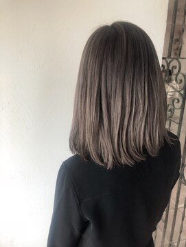 エトランジェ(Etrange) 大人可愛い☆ふんわり愛され透明感グレージュアッシュ