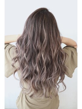 セブンフィズ(SEVEN fizz) ミルクティーベージュ×エアタッチバレイヤージュ