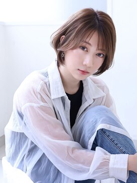 アンルポン 天満橋(un le pont) 【un le  pont天満橋】大人女性ショートボブ耳かけヘアー☆