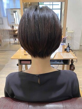 ヴァンクシー バイ ルナ(VANKCY by Luna) ショートボブ 大人ボブ ショート ボブ 小顔 20代 30代 耳かけ