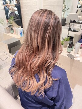 ステア ケース(stair case) 30代からの大人バレイヤージュ