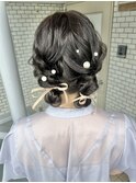 ツインヘア　パールピン　リボン　パーティヘア　お呼ばれヘア