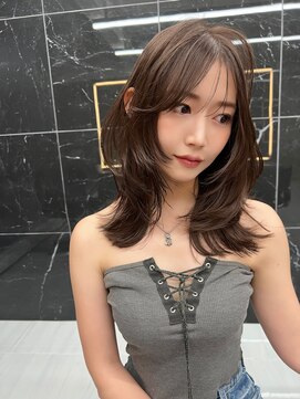 サイン 表参道(SIGN) 韓国ヘアーハッシュカットレイヤーカットグレージュブリーチ無し