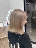ミルクティーベージュ