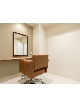 【圧倒的低価格×半個室】プライベート空間で高技術＆贅沢時間をご提供いたします！特別なサロンタイムを＊