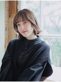 ナチュラル外はねミディスタイル