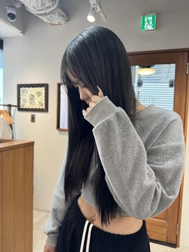 エイトデイズ 三宮駅前店(EIGHT days) グレージュ