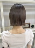 ボブ×くすみベージュ