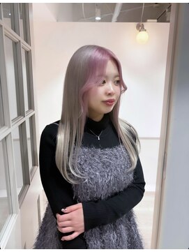 シェーン 仙台駅広瀬通店(schon) ブリーチ3回以上でつくるホワイトベース×デザインカラー