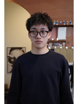 エディ(Edy) メンズスパイキーショート刈り上げツイストピンパーマ眉毛カット