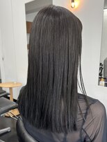 シベル(sibell)&nbsp;黒髪ストレートロングレイヤーミディアム髪質改善ストレートヘア