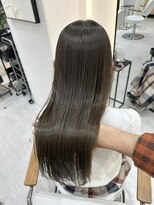 ジーナ 吉塚(Zina)&nbsp;透け感アッシュブラウン×髪質改善【福田れん】博多 吉塚 美容室