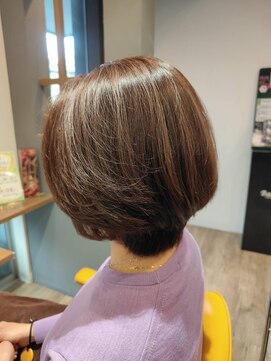 マッコロ ヘアーアンドリラクゼーション(Maccoro hair&relaxation) 髪質改善/明るい白髪染め/白髪ぼかしハイライト/美髪/艶髪/守口