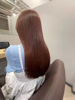 アトレ アネックス(attrait ANNEX)&nbsp;ツヤ感引き出すブラウンロング × 上質カラー&トリートメント