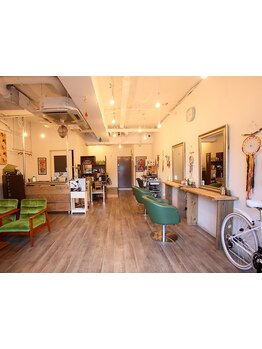 今日はカットに来たのに、おしゃべりもしっかりして身も心もすっきり！生涯サロンをお探しの方必見です♪