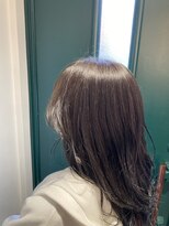 キー(KEY) ブルーグレージュ