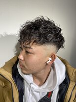 流行りのフェードスタイル！ツイストスパイラルホワイトメッシュ