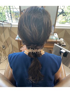 バブ バイネオリーブ(Bab by neolive) ゆるふわ 編み下ろし ローポニー