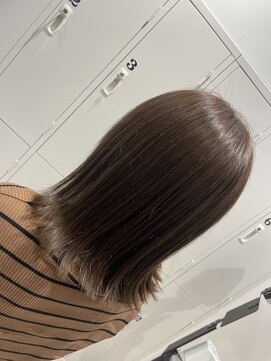 トッカ 浅草店(tocca) 【ブリーチなし！育てるミルクティーベージュ】