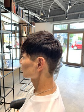 ユリイカビヨウシツ 刈り上げ