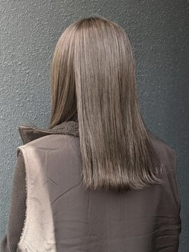 タイ(Tie) 美髪×グレージュ