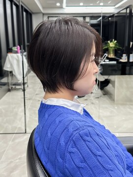 ハルキミナト ジャパン トウキョウ(HARUKI MINATO japan TOKYO) 20代30代40代/アッシュブラック/黒髪/くびれショート/表参道