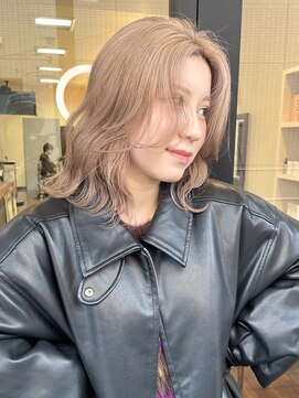 シオ ヘアー デザイン(Sio. hair design) ブリーチ必須 ミルクティーベージュ